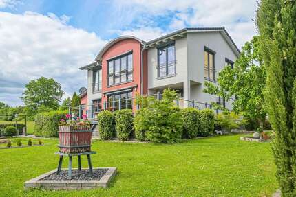 Haus zum Kaufen in Gössenheim 549.000,00 € 157 m²