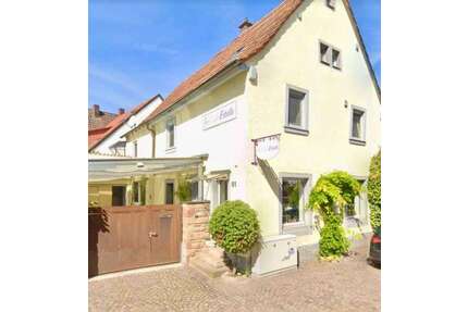 Haus zum Kaufen in Klingenmünster 445.000,00 € 225 m²