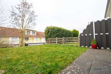 Haus zum Kaufen in Heidesheim am Rhein Uhlerborn 579.000,00 € 134 m² - Heidesheim am Rhein / Uhlerborn