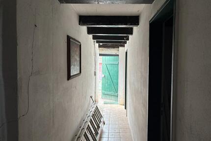 Halle - Garage - Außenplätze auch Vermietung - Hage