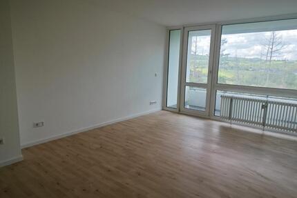 81qm 3 Zimmerwohnung 3OG - 650,00&nbsp;EUR Kaltmiete, ca.&nbsp; 81,00&nbsp;m&sup2; in Hamm (Sieg) (PLZ: 57577)