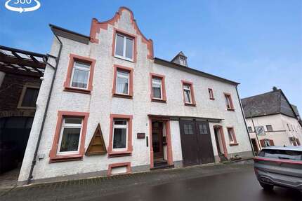 Haus zum Kaufen in Brauneberg 269.000,00 € 210 m²