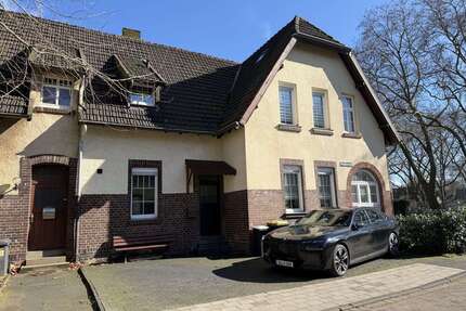 Haus zum Kaufen in Duisburg 330.000,00 € 120 m²