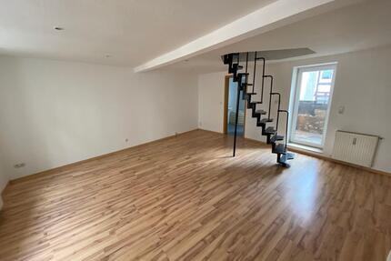 Spezielle 3-Raum-Wohnung über 2 Etagen in Burg