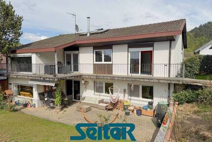 Charmantes Zuhause mit Einliegerwohnung und Garten in ruhiger Lage von Kandern