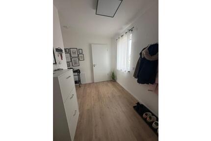 Neue 2-Zimmer-Wohnung mit EBK und Balkon, Aufzug - Waldsassen