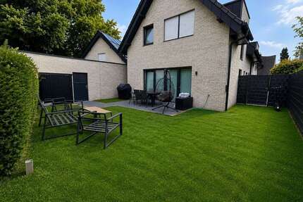 Haus zum Mieten in Hamminkeln Dingden 1.350,00 € 102 m² - Hamminkeln / Dingden