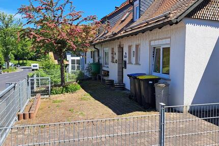 Von Privat Wohnhaus - 259.000,00&nbsp;EUR Kaufpreis, ca.&nbsp; 220,00&nbsp;m&sup2; in Hilders (PLZ: 36115)