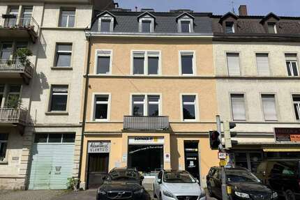 Haus zum Kaufen in Freiburg im Breisgau Wiehre 1.950.000,00 € 523.05 m² - Freiburg im Breisgau / Wiehre