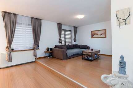 Wohnung zum Kaufen in Krefeld 159.000,00 € 98 m²