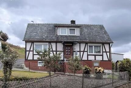 Haus zu Verkaufen - 69.000,00&nbsp;EUR Kaufpreis, ca.&nbsp; 120,00&nbsp;m&sup2; in Alsfeld (PLZ: 36304)