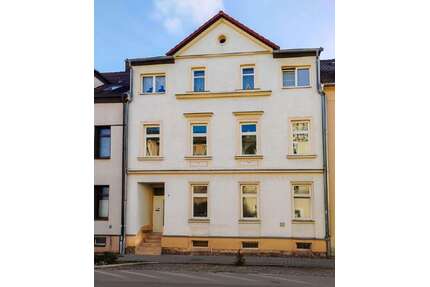 Haus zum Kaufen in Frankenberg 140.000,00 € 237 m²