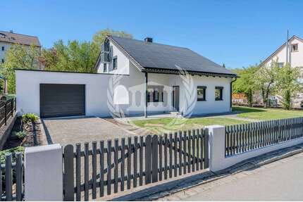 Haus zum Kaufen in Regenstauf 599.000,00 € 108 m²