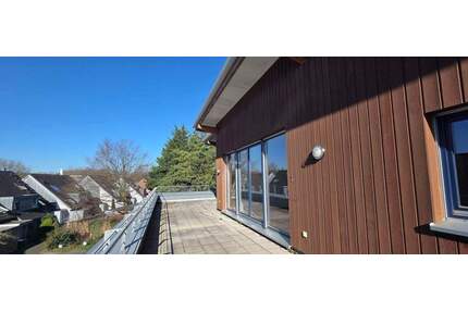 Lichtdurchflutete Penthouse-Wohnung mit großer Dachterrasse im Herzen von Aachen Brandt