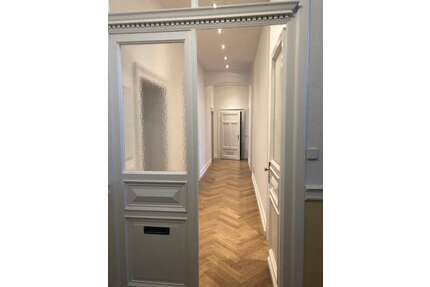 Wohnung zum Mieten in Wiesbaden 2.225,00 € 125 m²