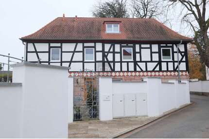 Haus zum Mieten in Nürnberg 1.950,00 € 180 m²