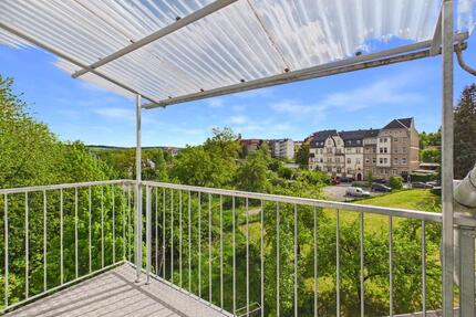4-Raum Familienwohnung mit Balkon in Auerbach - Auerbach/Vogtland
