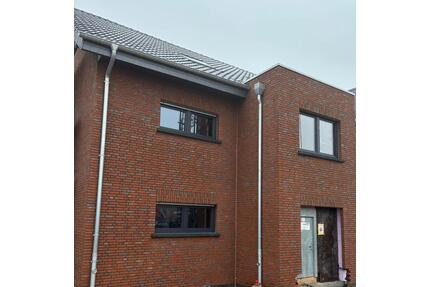 Neubau Mietwohnung mit Hauswart und PKW Stellplatz in 47661 Issum