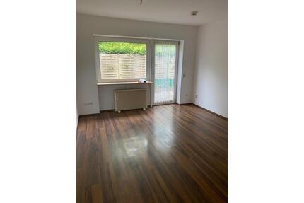 Schön gelegene Wohnung - 380,00&nbsp;EUR Kaltmiete, ca.&nbsp; 50,00&nbsp;m&sup2; in Jade (PLZ: 26349)