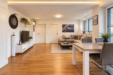 HELLE 2 ZIMMER WOHNUNG, NÄHE AQUATHERM - Straubing