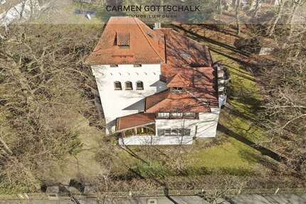 Haus zum Kaufen in Gräfelfing 4.350.000,00 € 222 m²