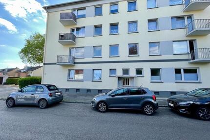 **Sonnenstrahlen auf dem eigenen Balkon genießen !!** - Gelsenkirchen Gelsenkirchen-West