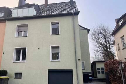 3-Zimmer-Wohnung - NUR an Studenten zu vermieten (WG-geeignet) - Bielefeld / Gadderbaum