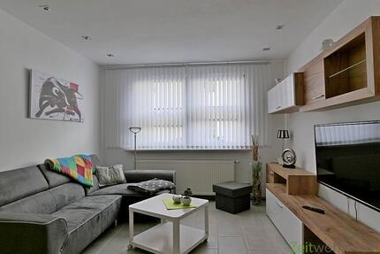 (EF0860_M) Erfurt: Hochheim, neu möbliertes 2-Zimmer-Apartment mit separatem Hauseingang für Wochenendheimfahrer