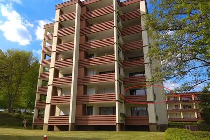 3-Zimmer-Wohnung mit Balkon, Einbauküche und Garage in Enzklöster - Enzklösterle