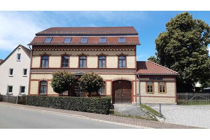 Mehrfamilienhaus, Brunnen, Garten, Stellplätze und Erweiterung - Stadtroda
