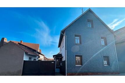 EFH 170m², 2 Garagen, viel Potenzial, provisionsfrei - Drei Gleichen