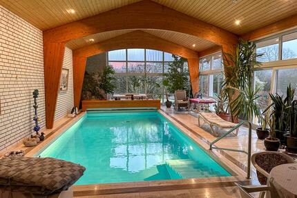 Traumhaus in Tülau - charmante Immobilie mit ca. 434m² Wohnfläche inkl. Schwimmhalle!