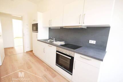 KFW40Neubau2-Zimmer-DG-Whg. mit EBK u. hochwertiger Ausstattung in Zentrumslage - Dietfurt