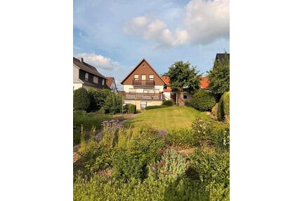 Freistehendes Einfamilienhaus mit Doppelgarage. - Bockenem