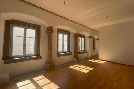 Exclusive 2 Raumwohnung im ruhigen Hinterhaus ab 1. April zu vermieten - Erfurt