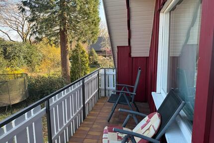 Charmante, möblierte 2-Zimmer-Wohnung mit Balkon - Rellingen