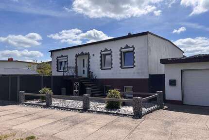 Haus zum Kaufen in Stavenhagen 220.000,00 € 200 m²