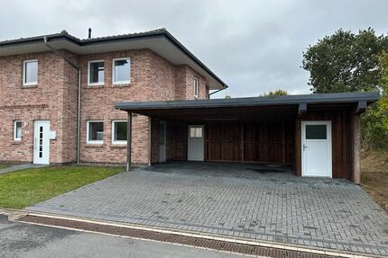 Doppelhaushälfte Haus mieten in 25560 Schenefeld mit Carport