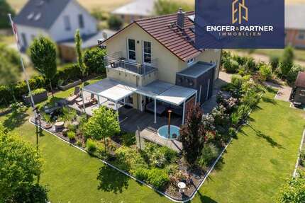 Haus zum Kaufen in Wesenberg Strasen 689.000,00 € 160 m² - Wesenberg / Strasen