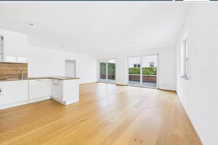 Exclusive 2-Zimmer-Terrassenwohnung mit Gartenanteil in zentraler Lage von Landshut zur Miete