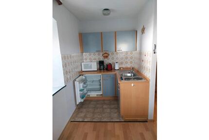 Vermiete Wohnung für Pendler - 450,00&nbsp;EUR Kaltmiete, ca.&nbsp; 32,00&nbsp;m&sup2; in Selb (PLZ: 95100)