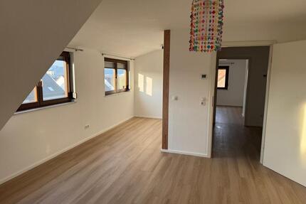 Wohnung zu vermieten - 1.000,00&nbsp;EUR Kaltmiete, ca.&nbsp; 75,00&nbsp;m&sup2; in Esslingen am Neckar (PLZ: 73730) Oberesslingen
