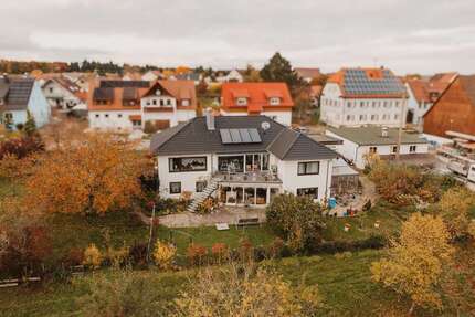 Haus zum Kaufen in Rottweil-Feckenhausen 535.000,00 € 200 m²