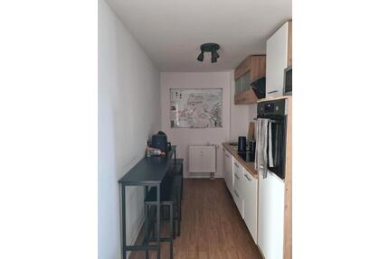 Wohnung Neuehrenfeld mit Balkon - Köln