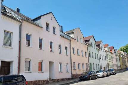 Haus zum Kaufen in Crimmitschau 140.000,00 € 211 m²