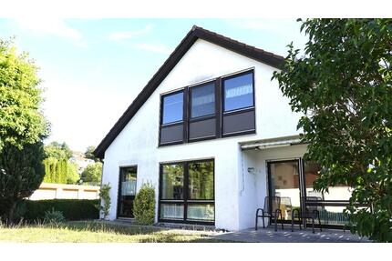 Provisionsfrei: EFH mit 2-Zimmer-ELW in Sigmaringen