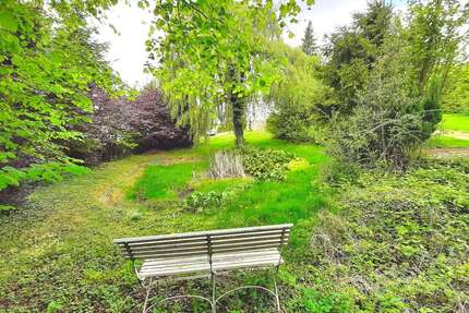 Grundstück zu verkaufen in Detmold 195.000,00 € 658 m²