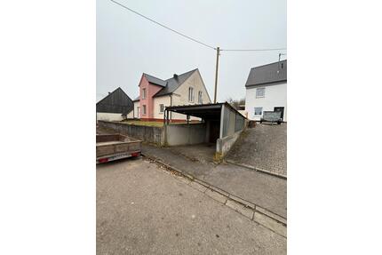 Erstbezug nach Sanierung – Moderne Doppelhaushälfte mit Garage - Ichenhausen