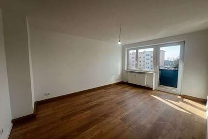 Wohnung zum Mieten in Augsburg 737,00 € 59.48 m²