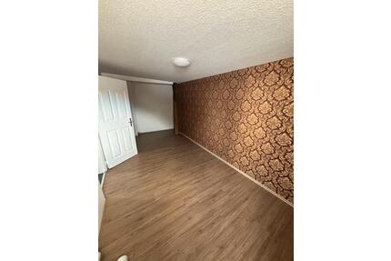 Haus zu vermieten - 1.400,00&nbsp;EUR Kaltmiete, ca.&nbsp; 114,00&nbsp;m&sup2; in Pohlheim (PLZ: 35415)